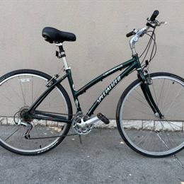 Specialized Crossroad Ultra Aluminum Hybrid Bike - 18 Inch Frame in Astoria, NY