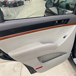 2011 Hyundai Veracruz Limited AWD with 69,546 Miles for Sale in Maspeth, NY