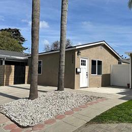 1 Private room for Rent  in Long Beach, CA