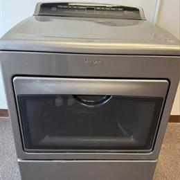 Whirlpool Gas Dryer in Excellent Condition in chicago, IL