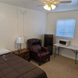 Fully Furnished Private Room in Apartment for Rent in Richfield in Richfield, OH