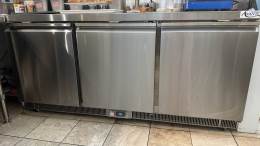 Avantco 3 Door Stainless Steel Undercounter Refrigerator R 290 17 Cu Ft in Burbank, CA