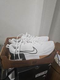 Nike shoes size 10.5 in Anaheim, CA